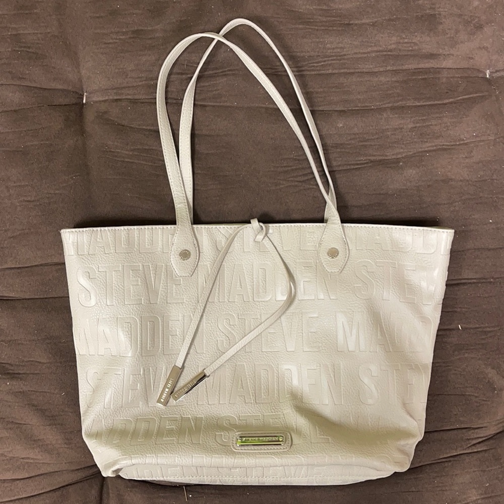 Steve Madden Tots/Purse 2-piece set